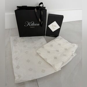Kilian Paris Gift Bag Logo Bow Tissue Paper & Good Girl Gone Bad Parfum Box